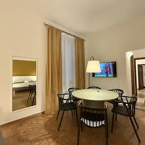 Apartment Yome - Your In, Florence